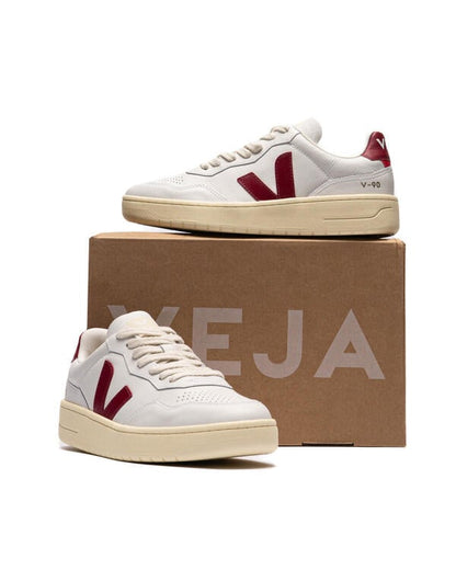 Veja V-90 WHITE MARSALA