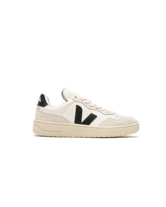 Veja V-90 WHITE BLACK
